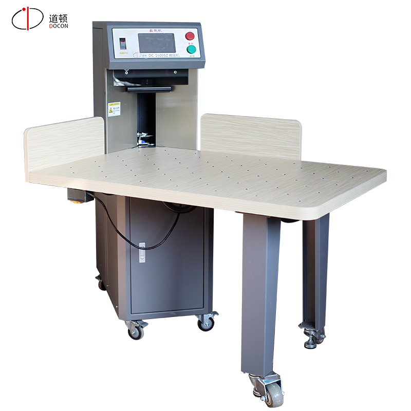 道頓DC-1600SZ 全自動(dòng)高速數(shù)紙機(jī)